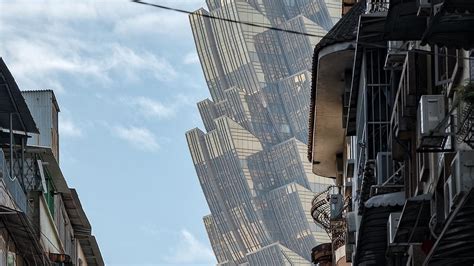 Paul Tsui’s photograph ‘The Invasion’ wows internet.